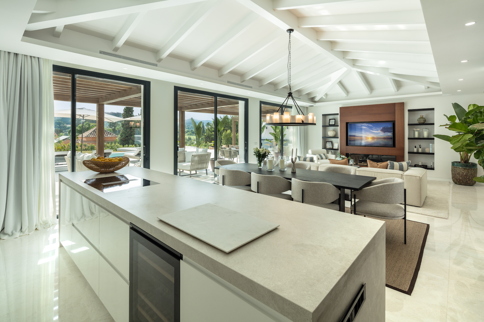 Spca Visual Marbella MG 3541 Edit